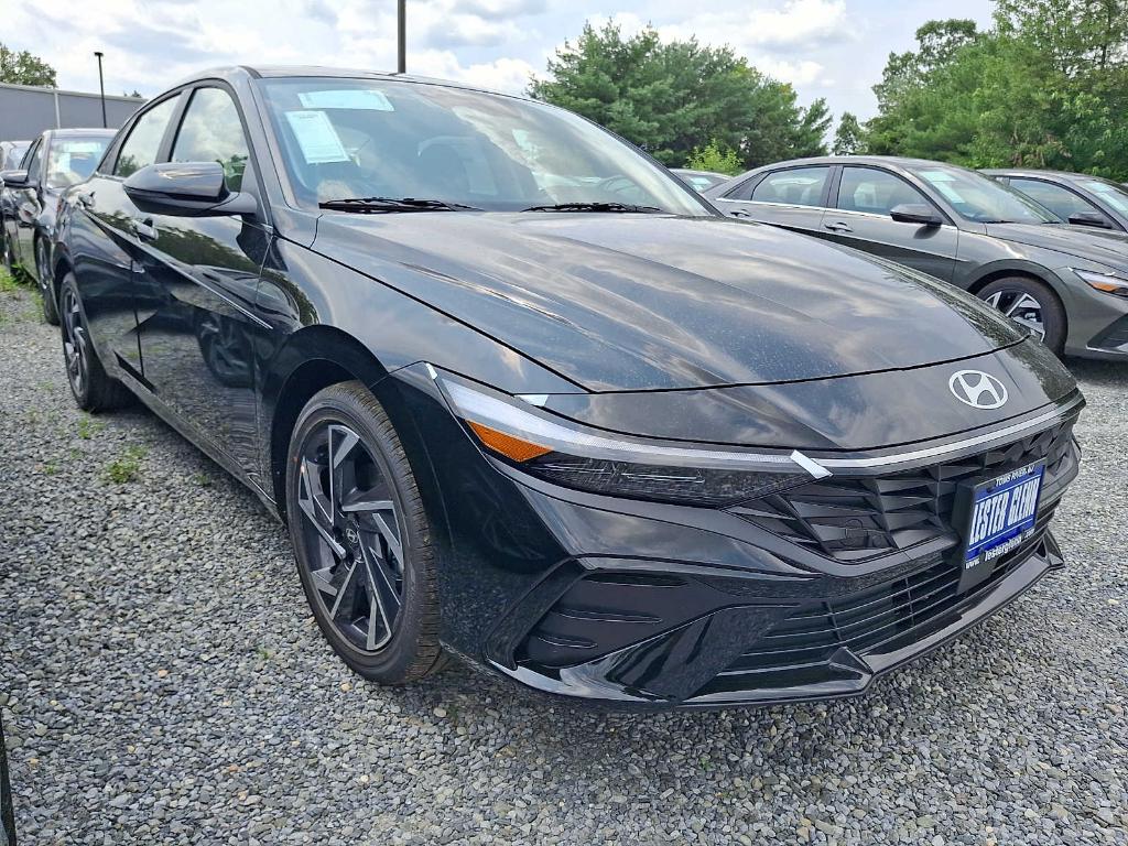 New 2026 Hyundai ELANTRA Limited