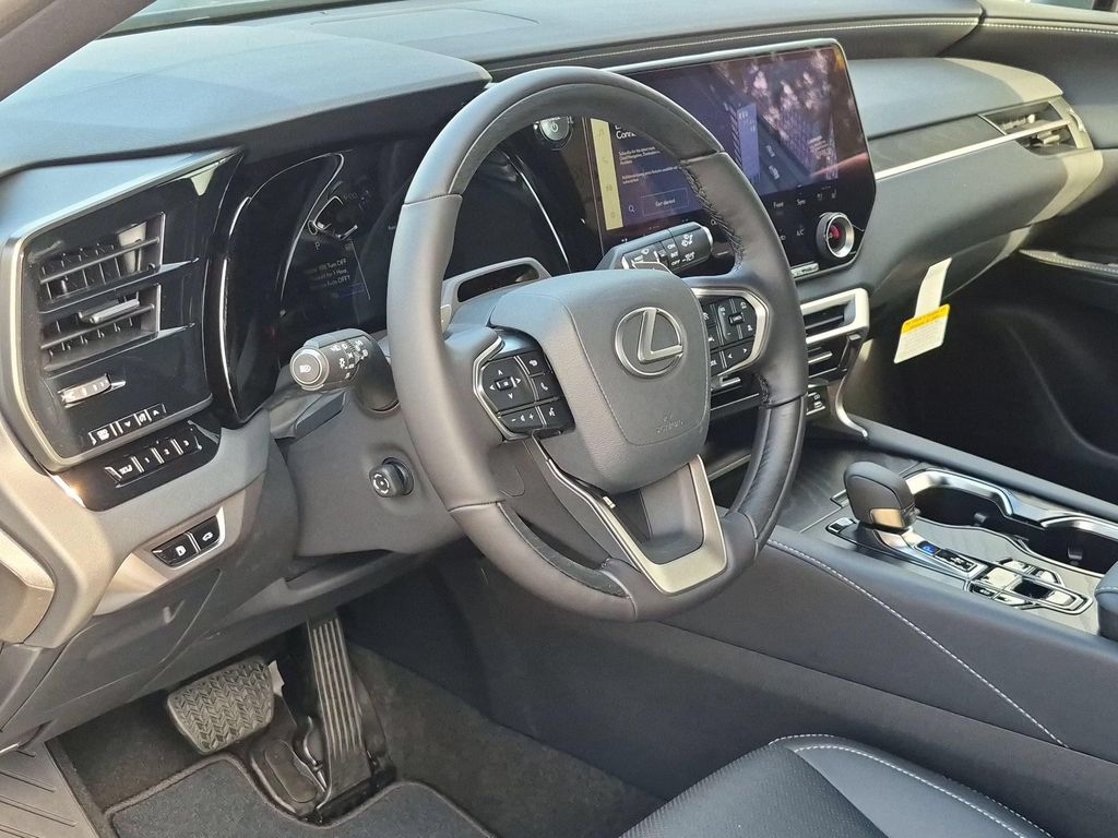 صورة مصغرة 12 لـ 2026 Lexus RX 450H+ BASE