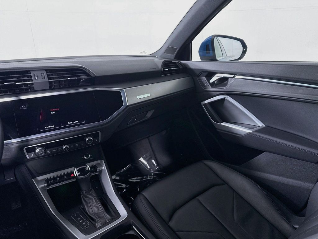 2023 AUDI Q3 45 S LINE PREMIUM PLUS — миниатюра 24