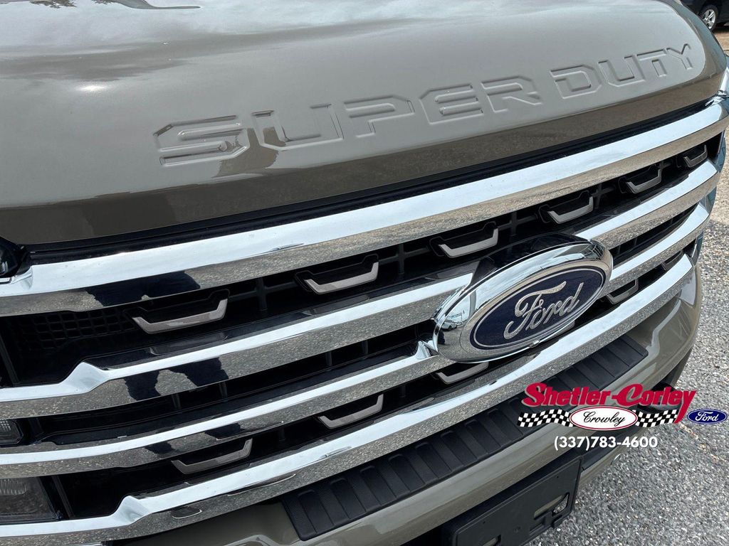 2026 FORD F-250 KING RANCH photo 6