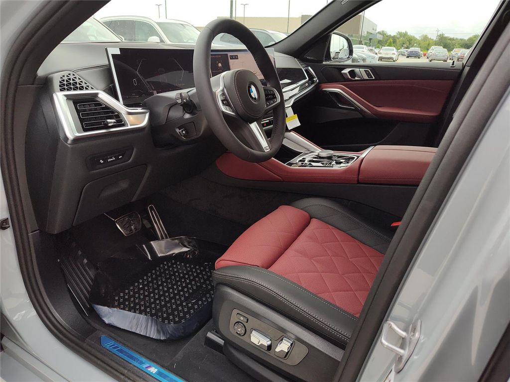صورة 2 لـ 2027 BMW X6 XDRIVE40I