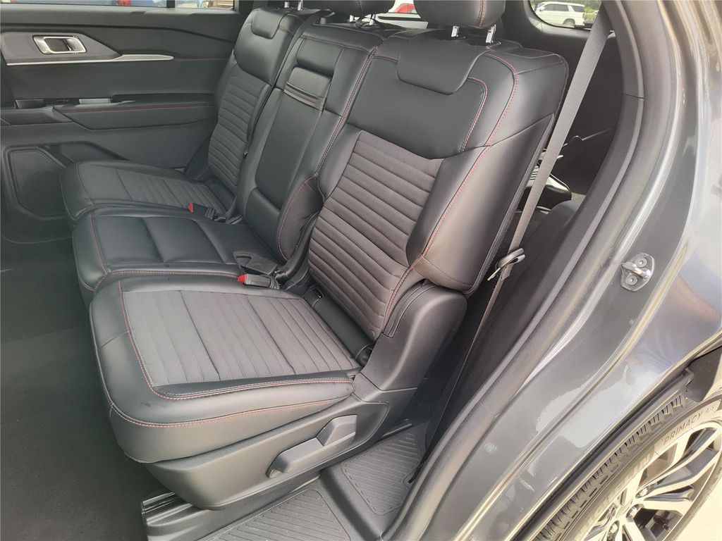 صورة مصغرة 26 لـ 2025 FORD EXPLORER ST-LINE