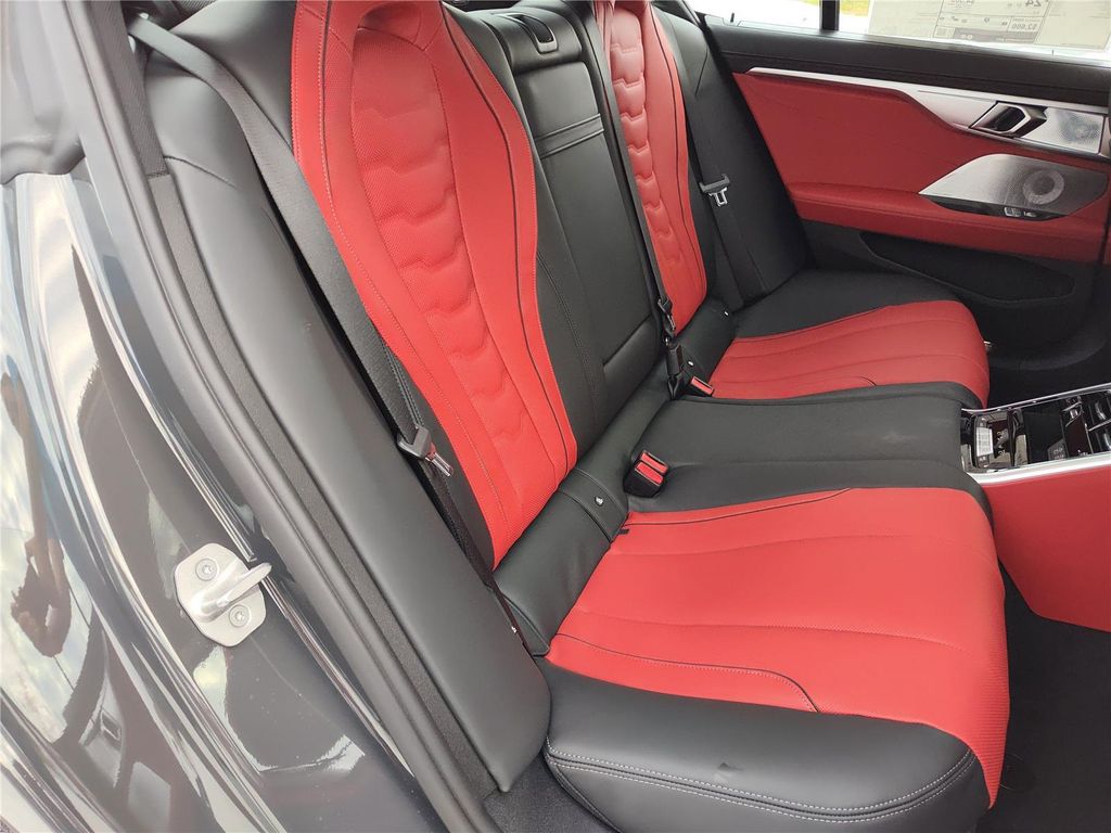 صورة مصغرة 13 لـ 2026 BMW 840 GRAN COUPE I XDRIVE