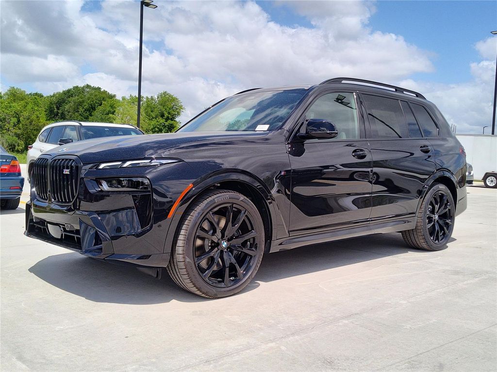New 2026 BMW X7 M60i