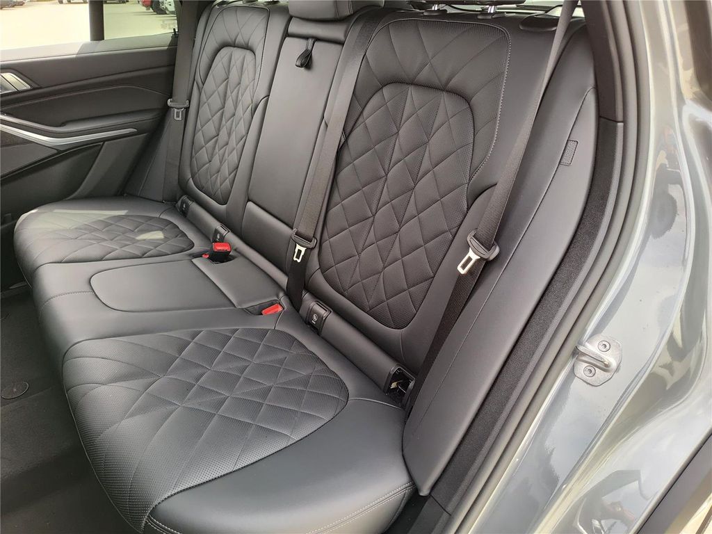 2025 BMW X5 XDRIVE40I — миниатюра 28