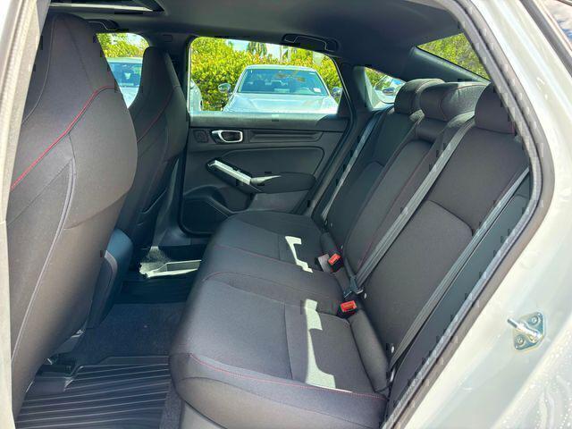 صورة 9 لـ 2026 Honda CIVIC SI BASE
