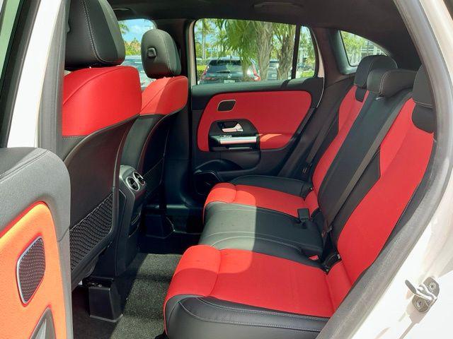 MERCEDES-BENZ GLA-CLASS AMG - 10