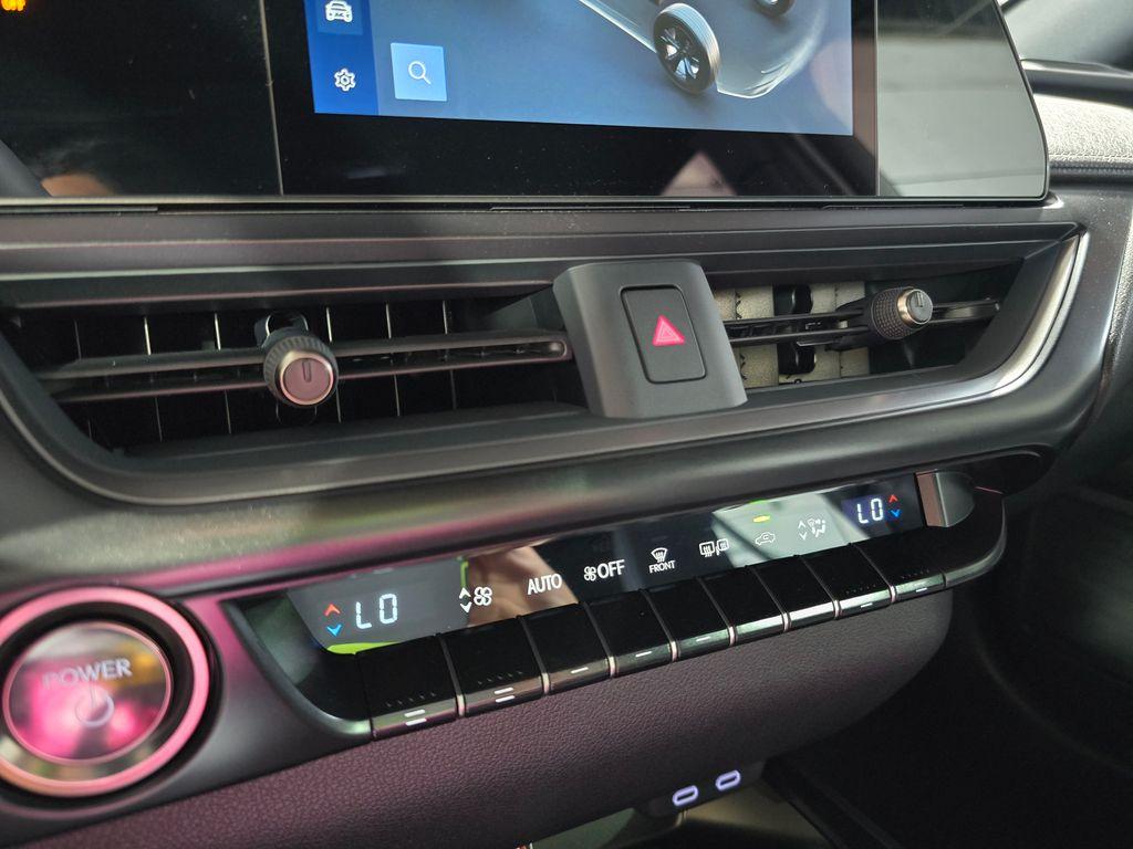 2026 Lexus UX 300H BASE 缩略图 22