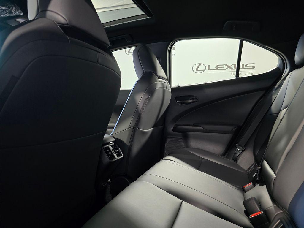 2026 Lexus UX 300H BASE — миниатюра 26