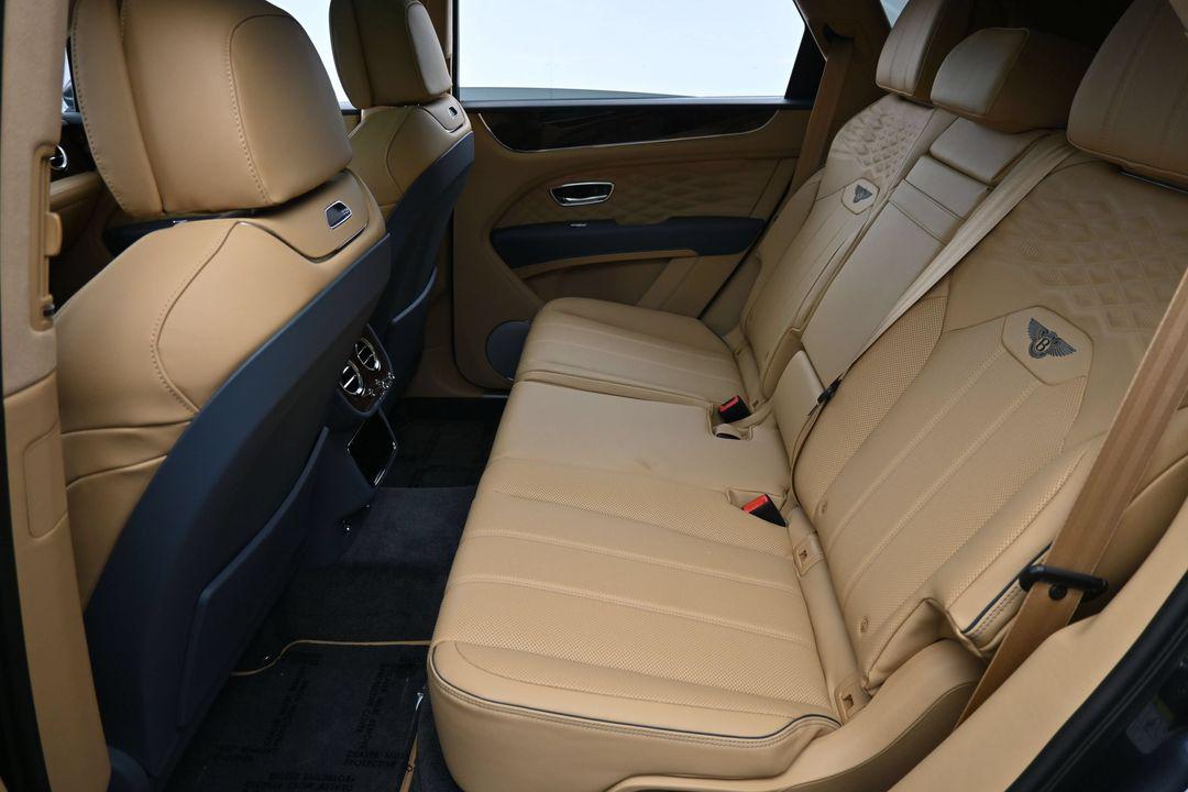 2026 Bentley BENTAYGA AZURE 缩略图 8