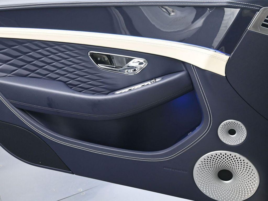 2026 Bentley CONTINENTAL GT BASE — миниатюра 21