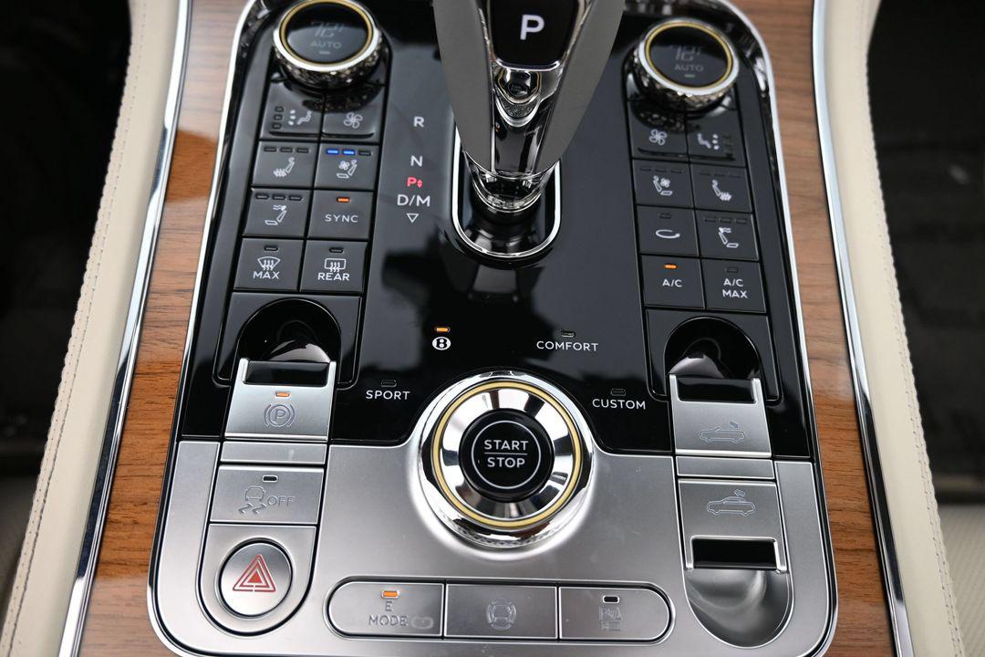 2026 Bentley CONTINENTAL GT BASE — миниатюра 23