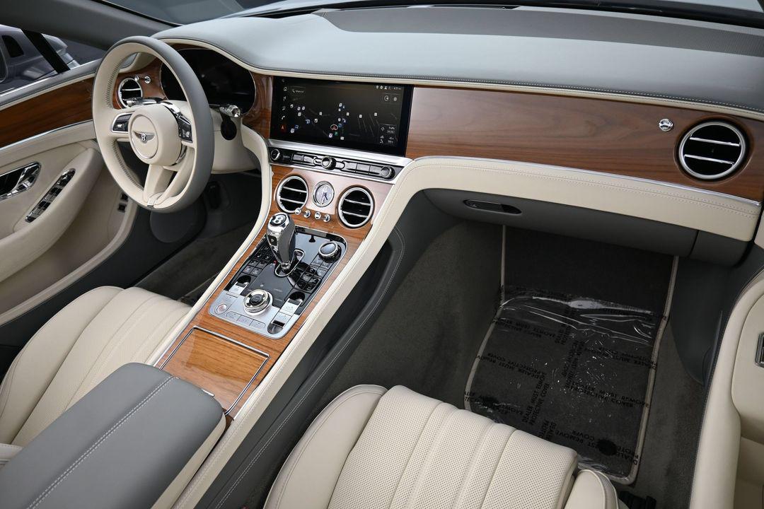 صورة 10 لـ 2026 Bentley CONTINENTAL GT BASE