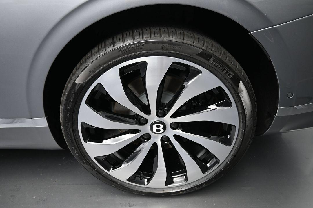 صورة 8 لـ 2026 Bentley CONTINENTAL GT BASE