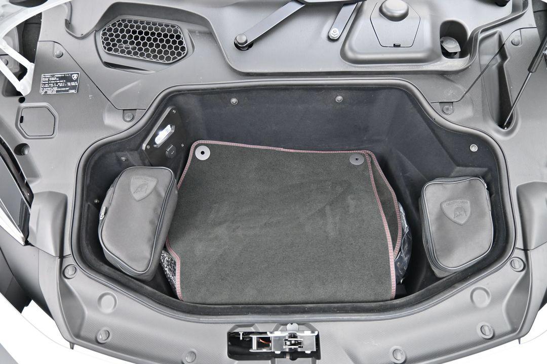صورة مصغرة 28 لـ 2026 Lamborghini TEMERARIO BASE