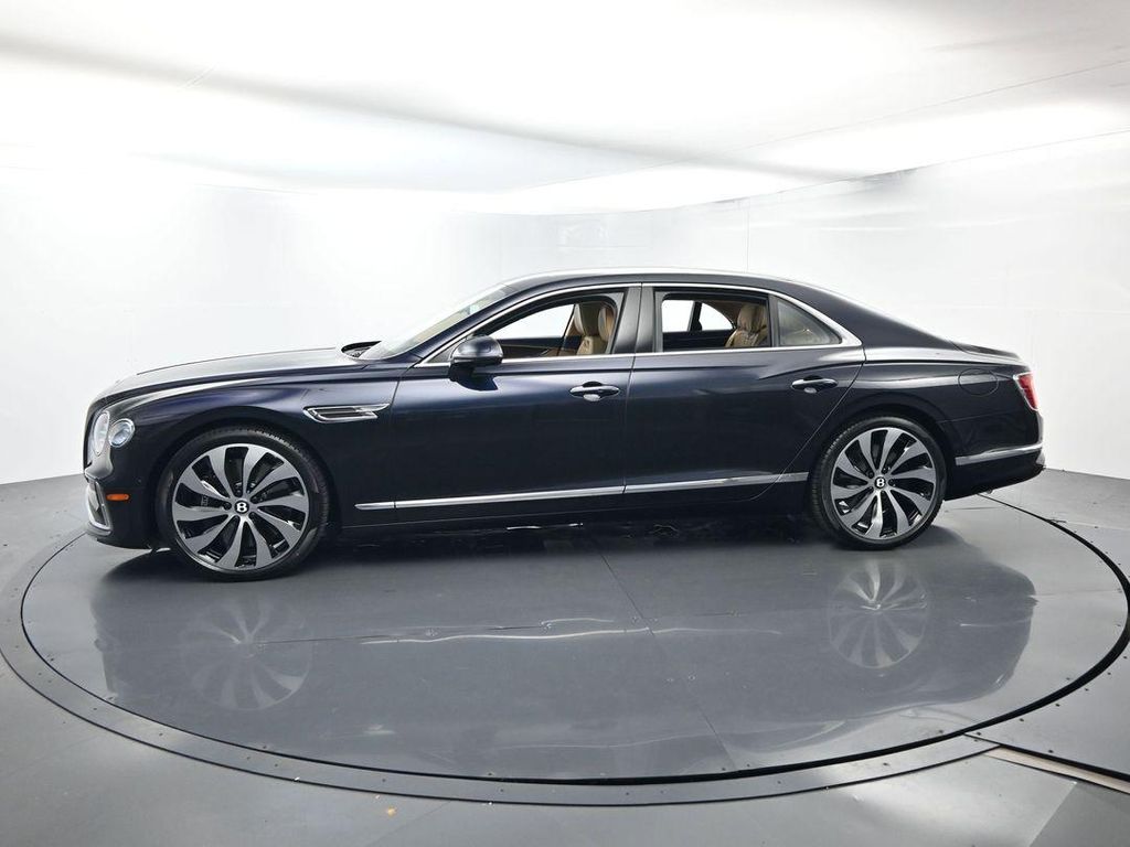 صورة 5 لـ 2026 Bentley FLYING SPUR