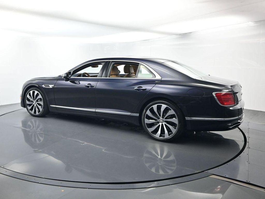 صورة 3 لـ 2026 Bentley FLYING SPUR