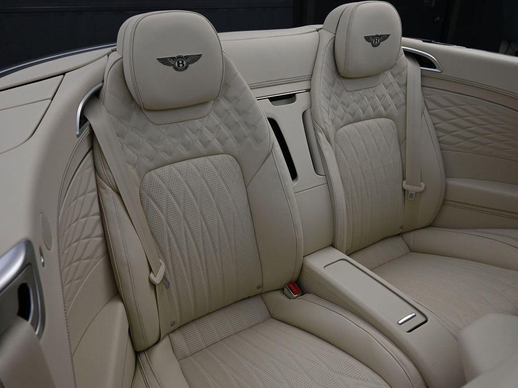 2026 Bentley CONTINENTAL GT BASE 缩略图 26