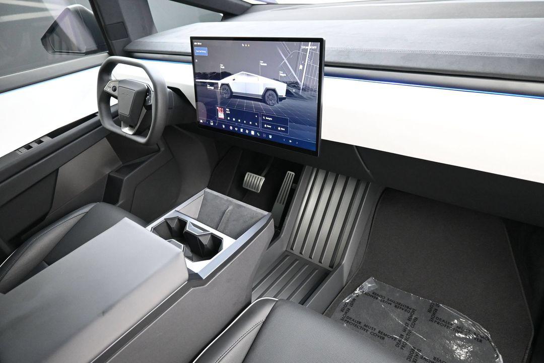 2024 Tesla CYBERTRUCK CYBERBEAST photo 24