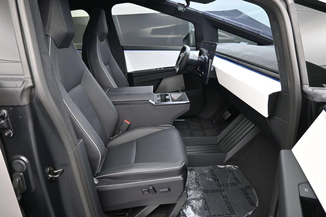 2024 Tesla CYBERTRUCK CYBERBEAST photo 22