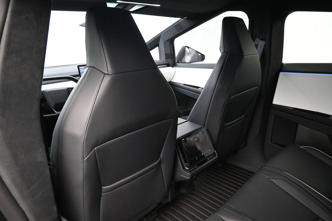 2024 Tesla CYBERTRUCK CYBERBEAST photo 11
