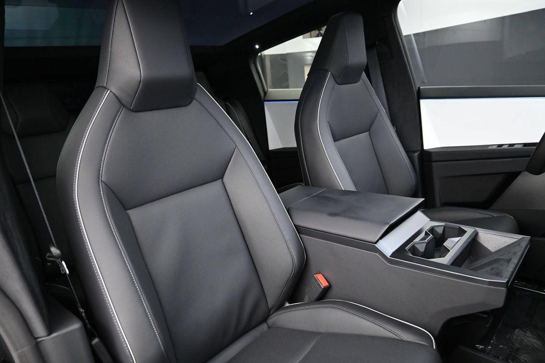 2024 Tesla CYBERTRUCK CYBERBEAST photo 23