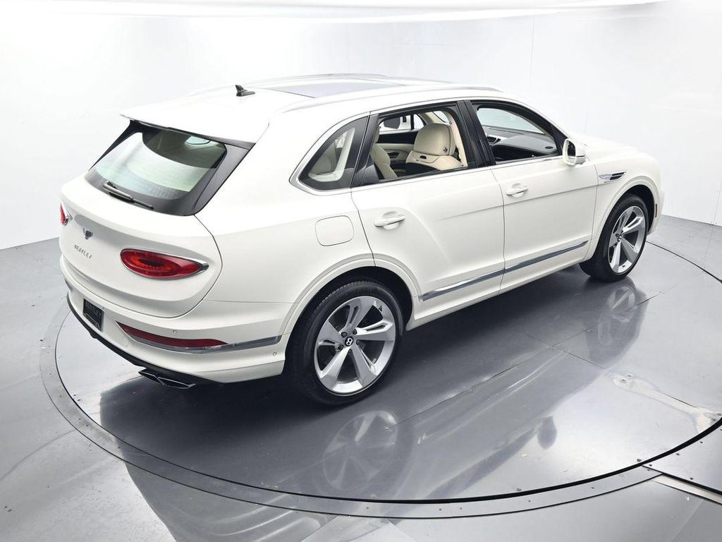 صورة مصغرة 39 لـ 2024 Bentley BENTAYGA V8