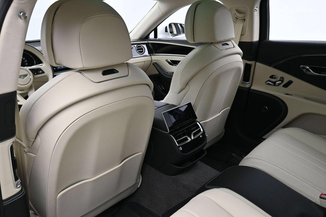 2026 Bentley FLYING SPUR 缩略图 17
