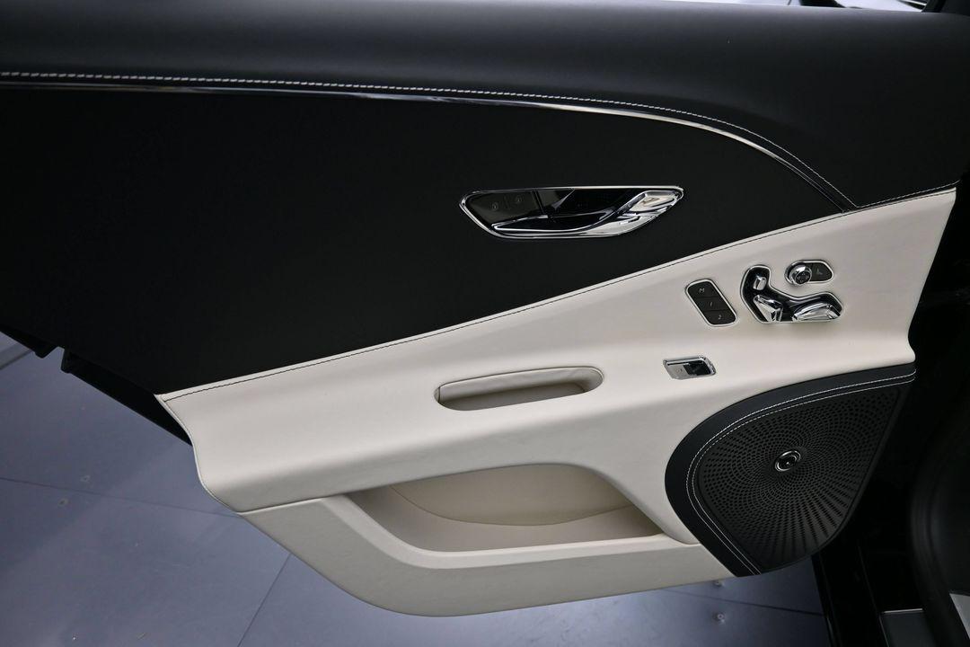 صورة مصغرة 19 لـ 2026 Bentley FLYING SPUR
