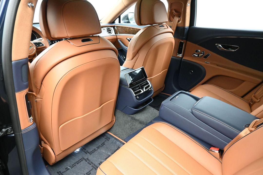 صورة مصغرة 17 لـ 2026 Bentley FLYING SPUR