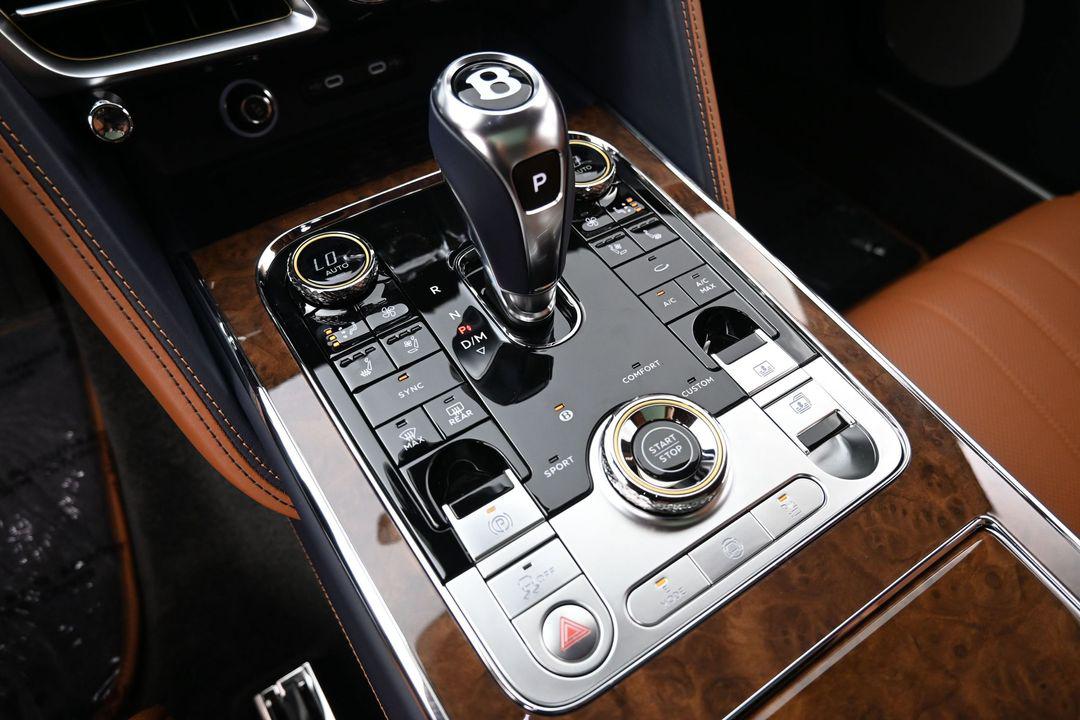 صورة مصغرة 24 لـ 2026 Bentley FLYING SPUR