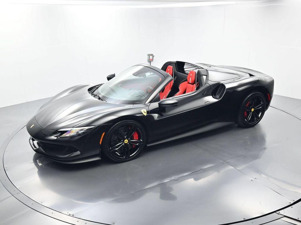 صورة 27 لـ 2024 Ferrari 296 GTS