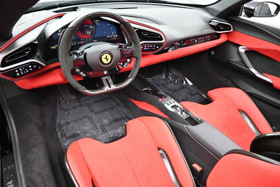 صورة 4 لـ 2024 Ferrari 296 GTS
