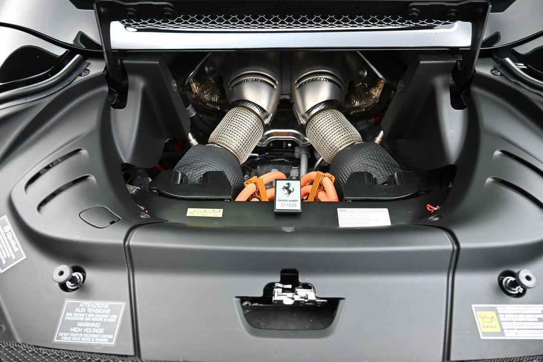صورة 24 لـ 2024 Ferrari 296 GTS