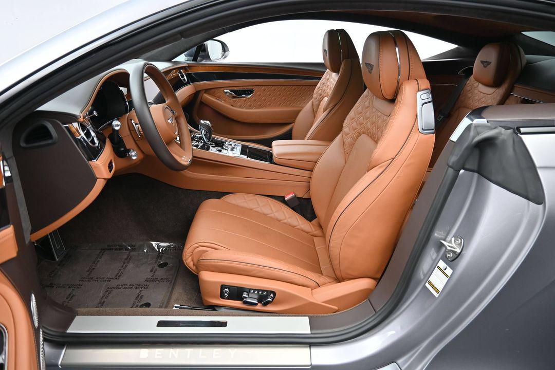 صورة 4 لـ 2021 Bentley CONTINENTAL GT W12