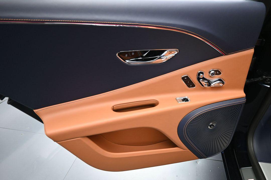 صورة مصغرة 18 لـ 2026 Bentley FLYING SPUR