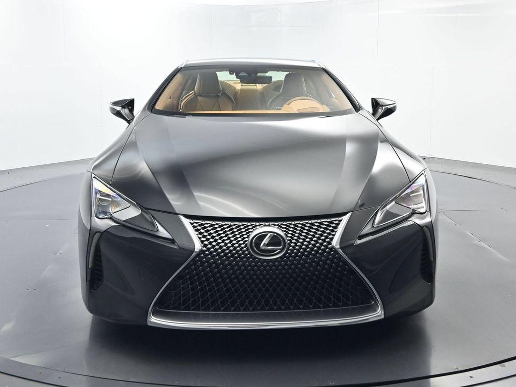 صورة 5 لـ 2020 Lexus LC 500 BASE