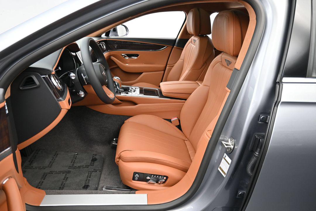 صورة 4 لـ 2026 Bentley FLYING SPUR