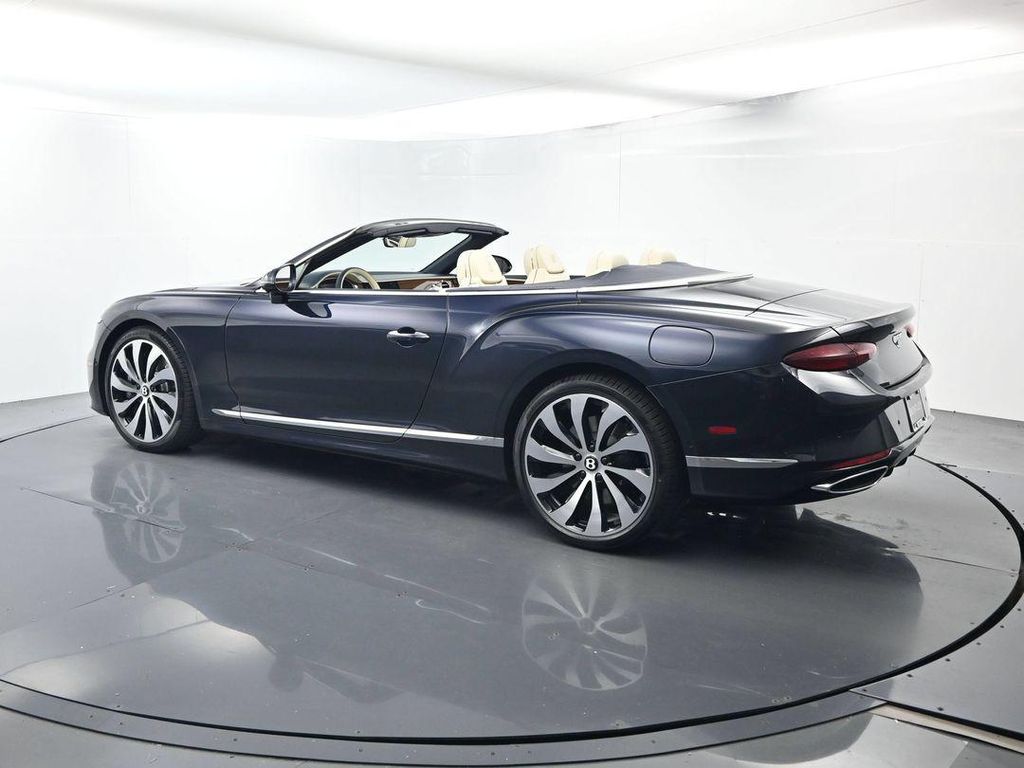 2026 Bentley CONTINENTAL GT BASE 照片 3