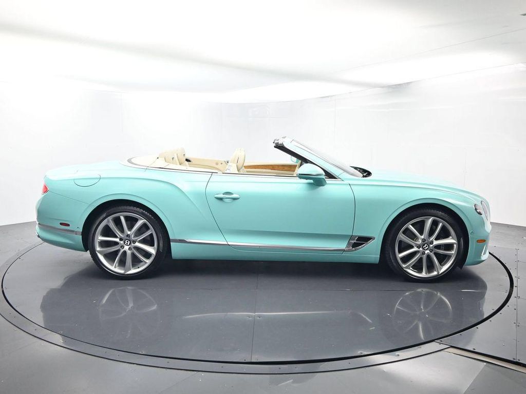 2022 Bentley CONTINENTAL GT V8 — миниатюра 68
