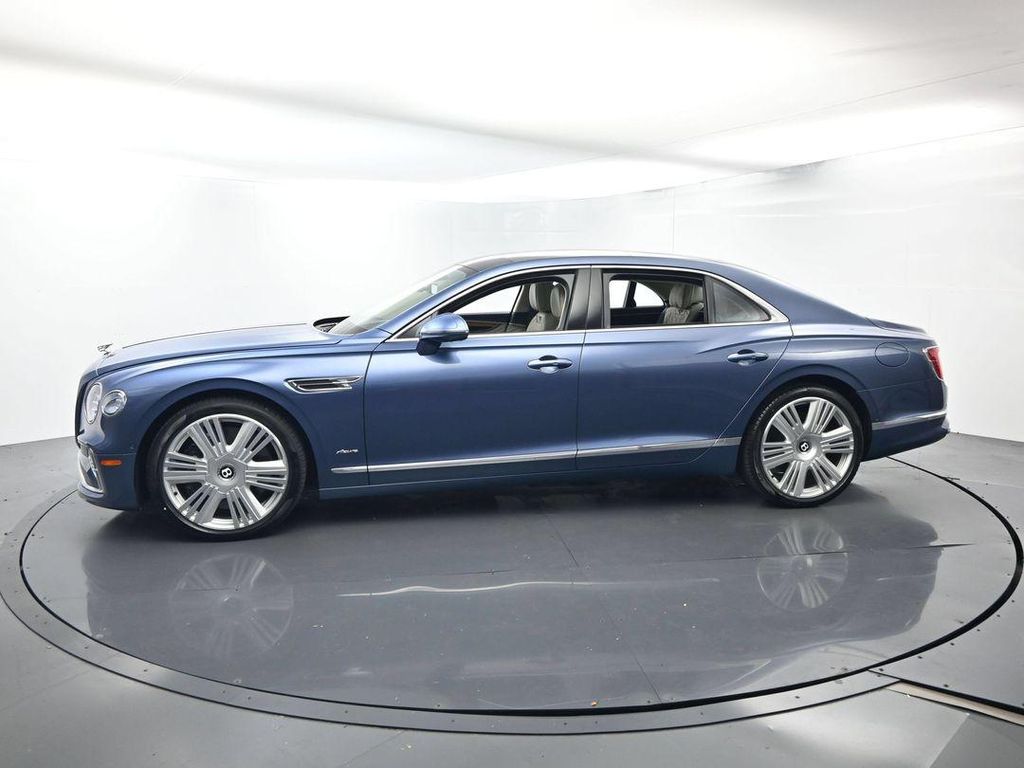 2026 Bentley FLYING SPUR AZURE — фото 5