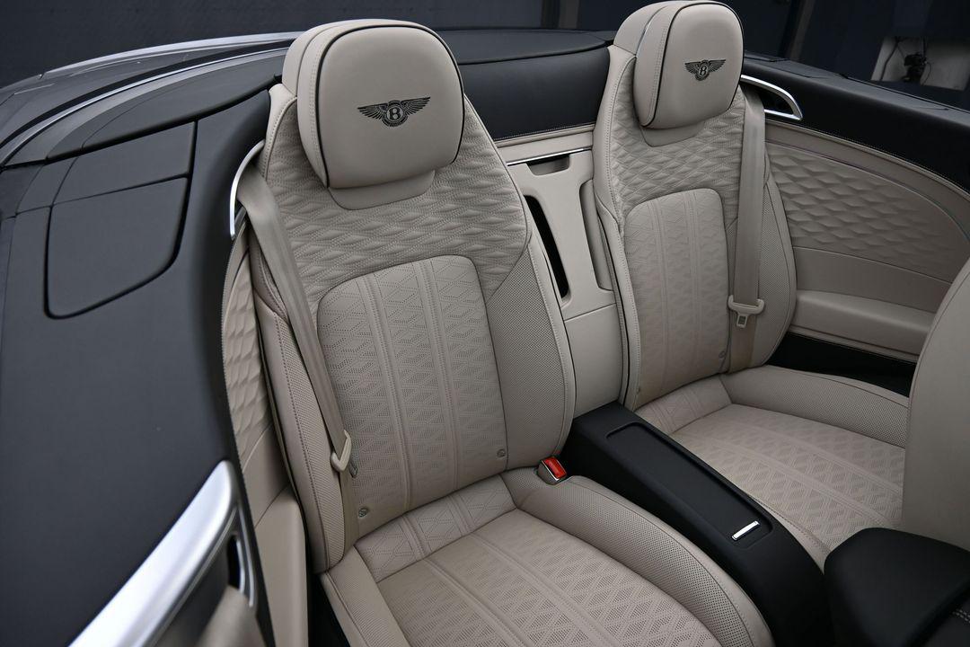 2025 Bentley CONTINENTAL GT SPEED — миниатюра 25