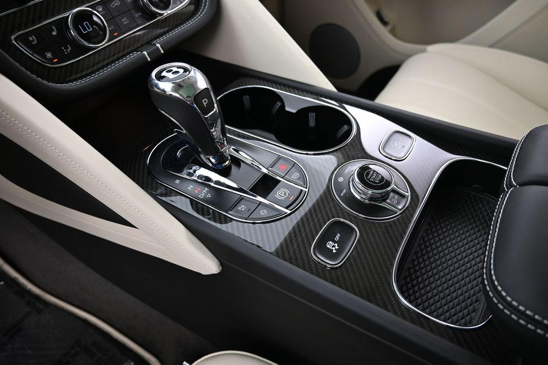 2026 Bentley BENTAYGA SPEED — миниатюра 21