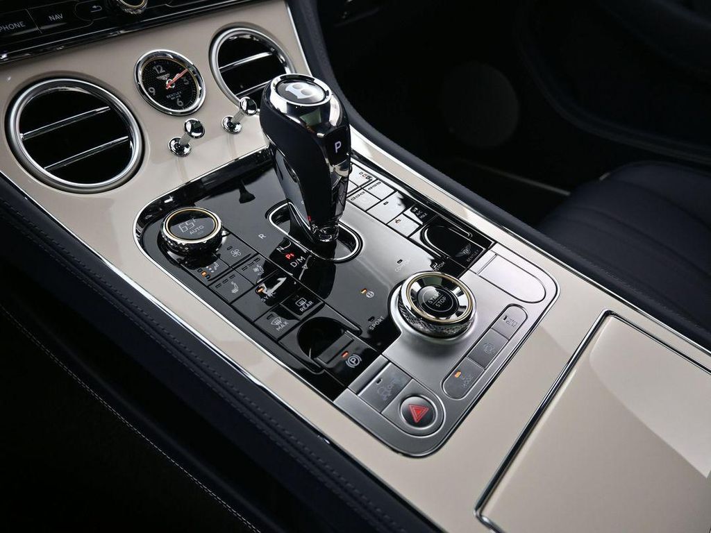 2026 Bentley CONTINENTAL GT BASE — фото 6