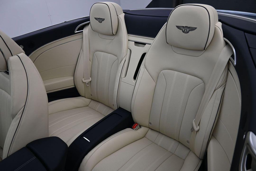 2026 Bentley CONTINENTAL GT BASE — миниатюра 27