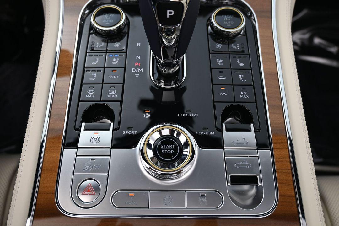 2026 Bentley CONTINENTAL GT BASE — миниатюра 23