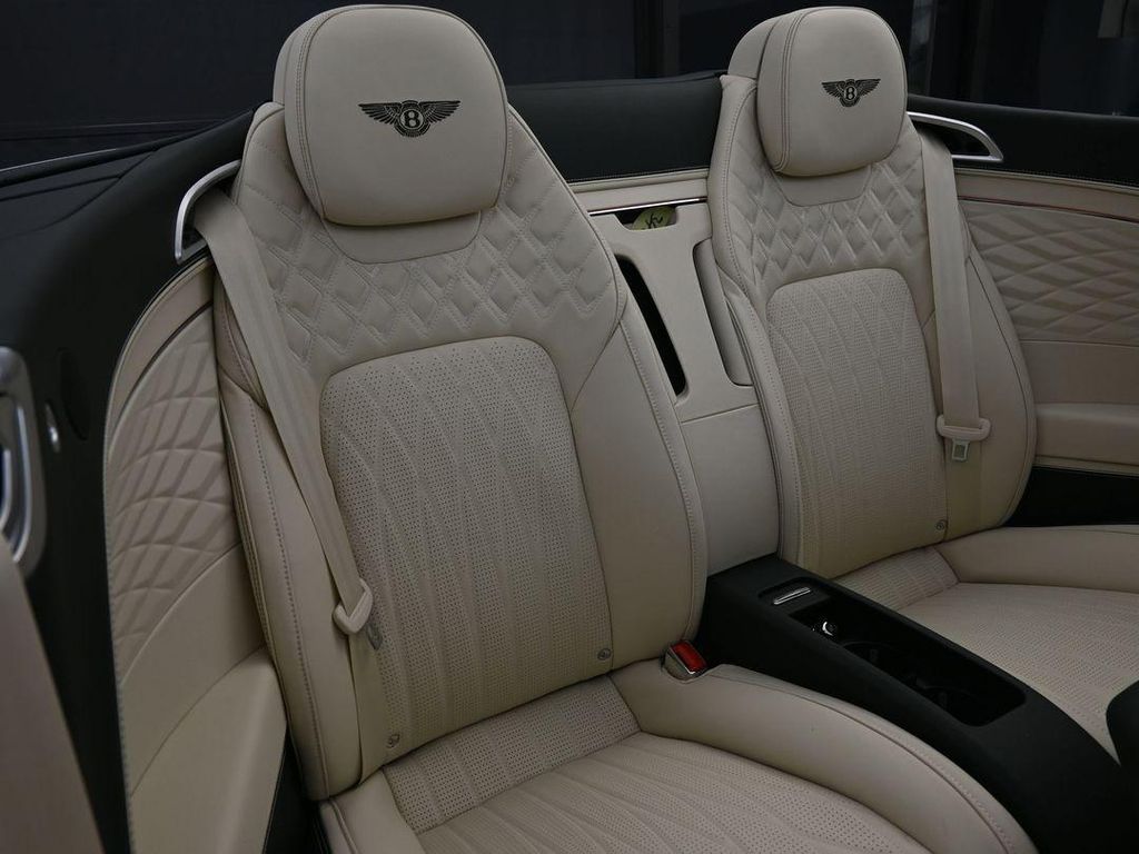 2026 Bentley CONTINENTAL GT BASE 缩略图 26