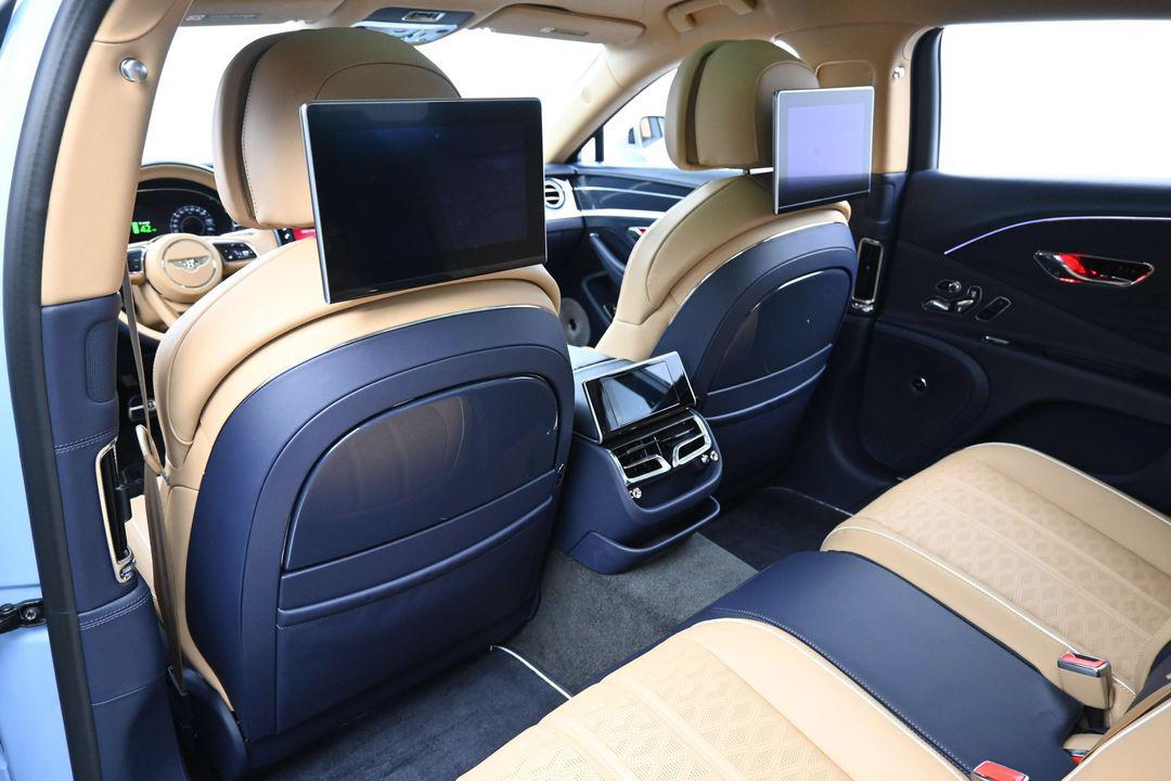 2025 Bentley FLYING SPUR MULLINER 缩略图 17