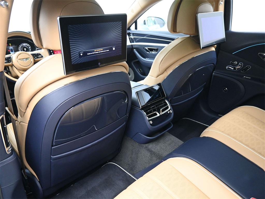 صورة مصغرة 16 لـ 2025 Bentley FLYING SPUR MULLINER