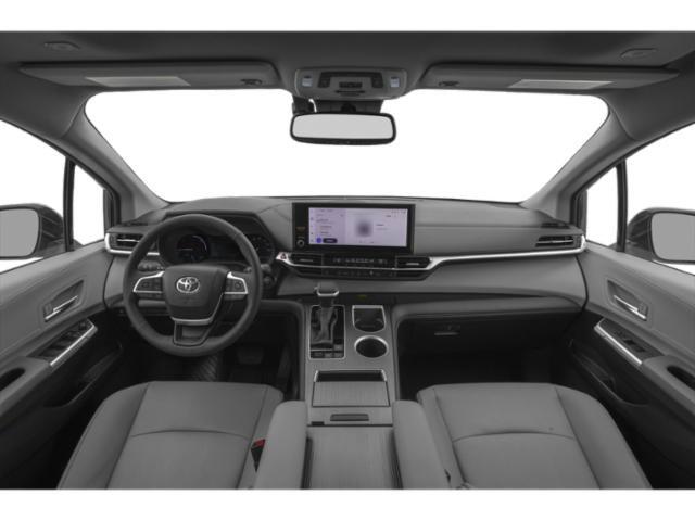 صورة 10 لـ 2026 TOYOTA SIENNA XLE